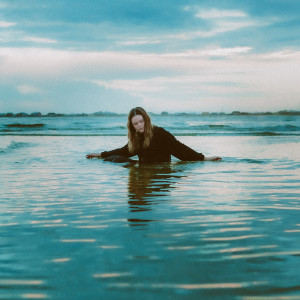Album Six Little Islands oleh Kate Kelly