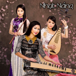 ดาวน์โหลดและฟังเพลง Ơn cha พร้อมเนื้อเพลงจาก Hoàng Oanh