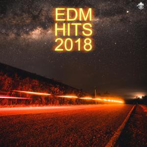 Dengarkan Supermoon lagu dari TFKN_ dengan lirik