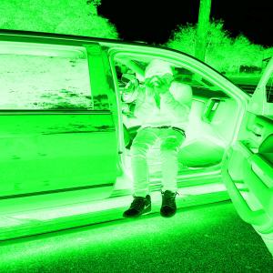 ดาวน์โหลดและฟังเพลง Go Crazy (Brazy) (Explicit) พร้อมเนื้อเพลงจาก Devy Dior