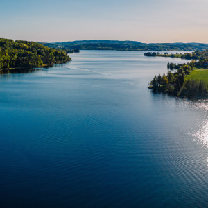 ดาวน์โหลดและฟังเพลง Just Feel พร้อมเนื้อเพลงจาก Relaxing Music