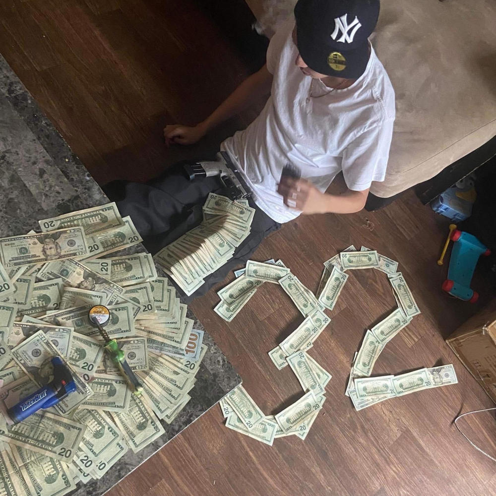 Sand Man (feat. Rico2x32) (Explicit)