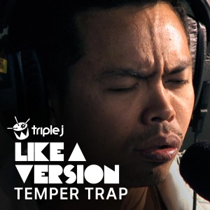 ดาวน์โหลดและฟังเพลง Don't Fight It (triple j Like A Version) พร้อมเนื้อเพลงจาก The Temper Trap
