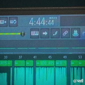 default playlist img