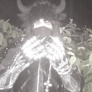 Sadfriendd的專輯blood (Explicit)