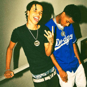 ดาวน์โหลดและฟังเพลง Lobo Guará (Speed) (Remix|Explicit) พร้อมเนื้อเพลงจาก Sound Box