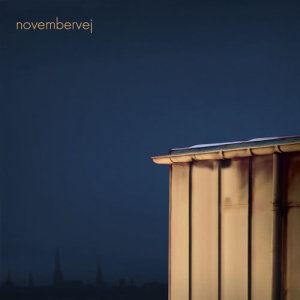 ดาวน์โหลดและฟังเพลง Novembervej พร้อมเนื้อเพลงจาก Nik & Jay