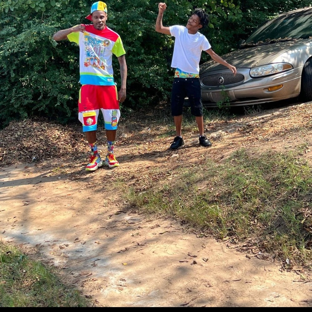 How we coming (feat. Lil CJ kasino & We with it lil Daddy kasino) (Explicit)
