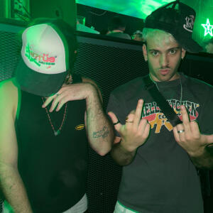Fumasa的專輯El Sazón (feat. bbyeduu) [Explicit]