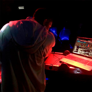 Listen to ME PEDIU FOD4 BRUTA (Explicit) song with lyrics from DJ PL O PSICOPATA