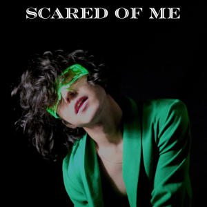 收聽Ale Alejandro的Scared of Me歌詞歌曲