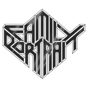 收聽Family Portrait的Super Cool歌詞歌曲