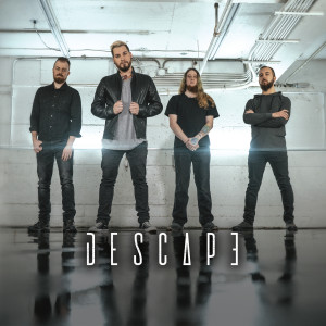 Dengarkan lagu Make It Through nyanyian Descape dengan lirik
