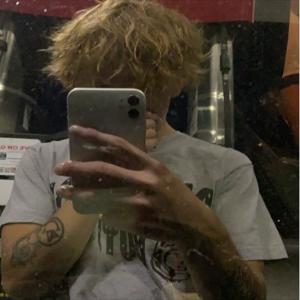 Listen to Mar Flow (Explicit) song with lyrics from Okaymar