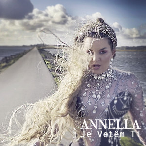 Listen to Je Vetëm Ti song with lyrics from Annella