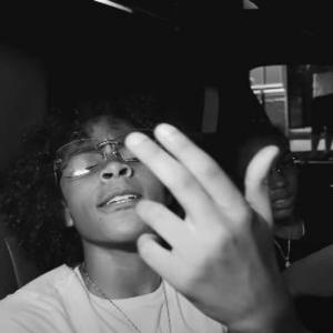 YOUN9 YAV的專輯Lay boppin (feat. Notti osama) [Explicit]