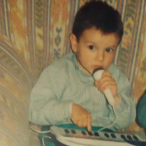 default playlist img