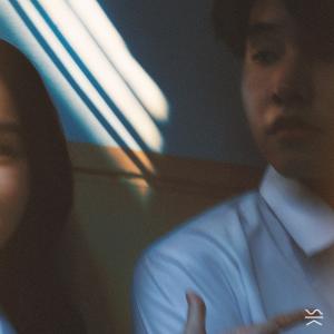 Dengarkan lagu คนขี้โกหก nyanyian SLAPKISS dengan lirik