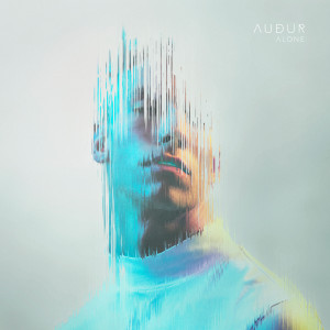 收聽AUÐUR的Alone歌詞歌曲