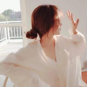 ดาวน์โหลดและฟังเพลง 劫 (热搜女声版) พร้อมเนื้อเพลงจาก 梨香