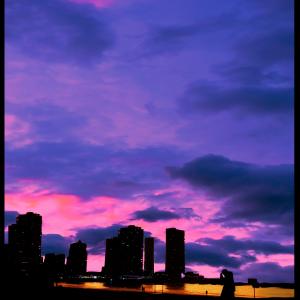 收聽EmtyFunk的Sonriendo歌詞歌曲