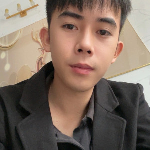 Listen to Ký Ức Em Để Lại (Explicit) song with lyrics from Đức Thịnh
