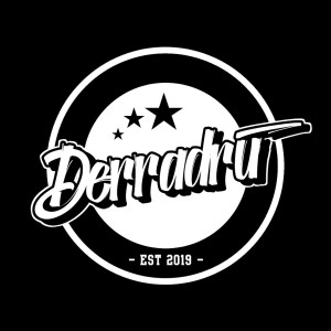 Listen to penting bahagia song with lyrics from Derradru