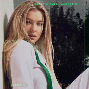 ดาวน์โหลดและฟังเพลง Such A Boy (Acoustic) พร้อมเนื้อเพลงจาก Astrid S