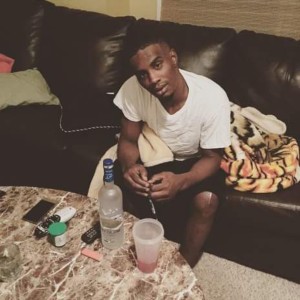 收聽COLY WIT DA 40的Living on the Edge (Explicit)歌詞歌曲