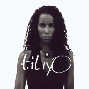 收聽Titiyo的The Way You Make Me Feel (Tell Me)歌詞歌曲