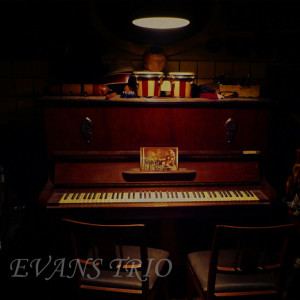 Album How My Heart Things from Evans Trio