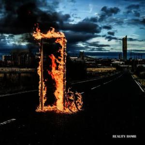 收聽Rough Twist的Kill My Butterfly歌詞歌曲