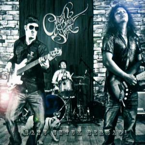 Dengarkan Fallin' Down lagu dari Gugun Blues Shelter dengan lirik
