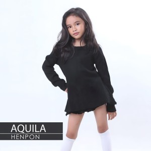 Dengarkan Henpon lagu dari Aquila dengan lirik