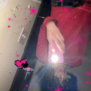 อัลบัม i never liked u ศิลปิน 
