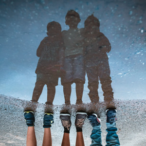 收聽Casquídeo Ribeiro的Menino歌詞歌曲