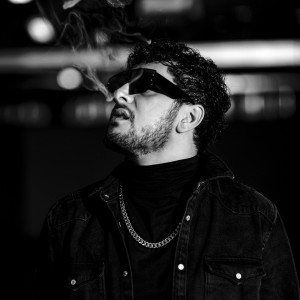 Listen to Kneres (Remix) song with lyrics from Gor Hakobyan