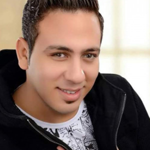 Listen to الدنيا المفتريه song with lyrics from احمد العدوي