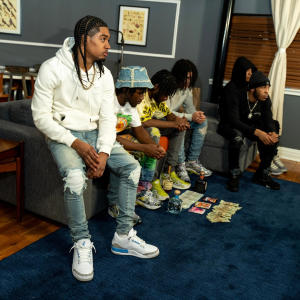 ดาวน์โหลดและฟังเพลง MAXIN (feat. Budfloss, Al Guala, Nycani & Dave Flossaveli) (Explicit) พร้อมเนื้อเพลงจาก MJ BMBD