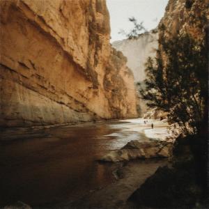 Album canyon oleh Drowsy