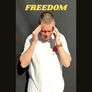 Zoommanuel的專輯Freedom (feat. Clyn-a & Linkrust) [Explicit]