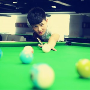 Listen to 难道是我老了吗 song with lyrics from MC战小勇
