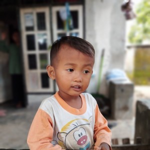 Listen to Uhuk Uhuk song with lyrics from dedek maulida