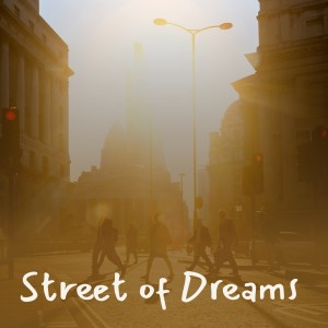 Dengarkan lagu Street of Dreams nyanyian The Four Freshmen dengan lirik