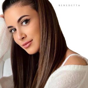 ดาวน์โหลดและฟังเพลง Never Enough พร้อมเนื้อเพลงจาก Benedetta Caretta