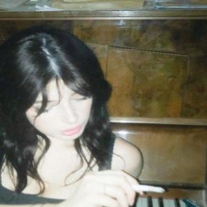 收聽b1em的is it more than us? (feat. nenji & gëmz) (Explicit)歌詞歌曲