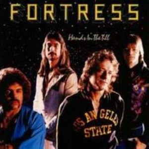 ดาวน์โหลดและฟังเพลง Comin' After You พร้อมเนื้อเพลงจาก Fortress