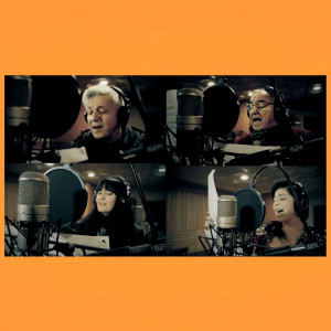 Listen to E' Natale song with lyrics from Giusy Attanasio