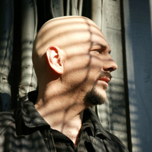 ดาวน์โหลดและฟังเพลง Beethovan Sonata พร้อมเนื้อเพลงจาก Chris Wrisner