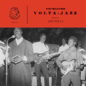 收聽Volta Jazz的Mousso Koroba Tike歌詞歌曲